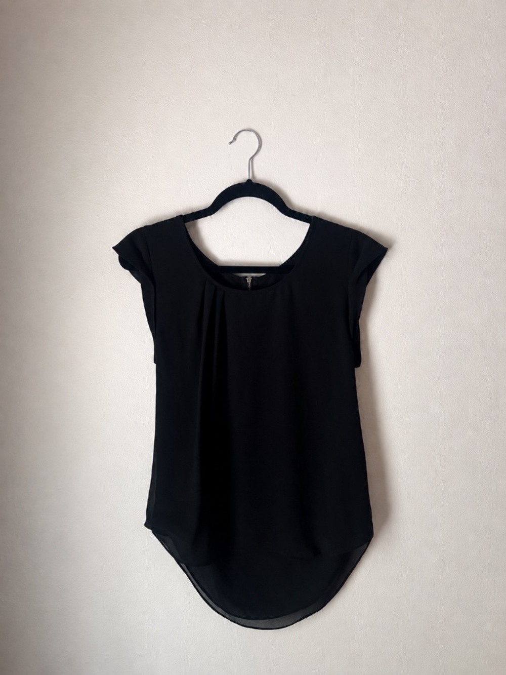 Fabrik Black Chiffon Blouse Small Flutter Sleeve Gold Zip Back Boutique Top